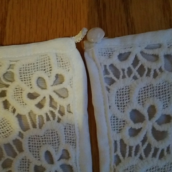 White Crochet Top New - Picture 5 of 7